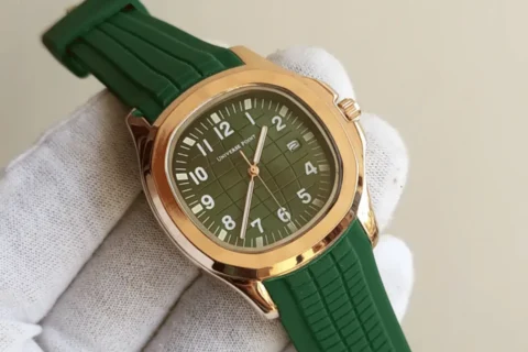 Universe Point Men’s Casual Strap Watch